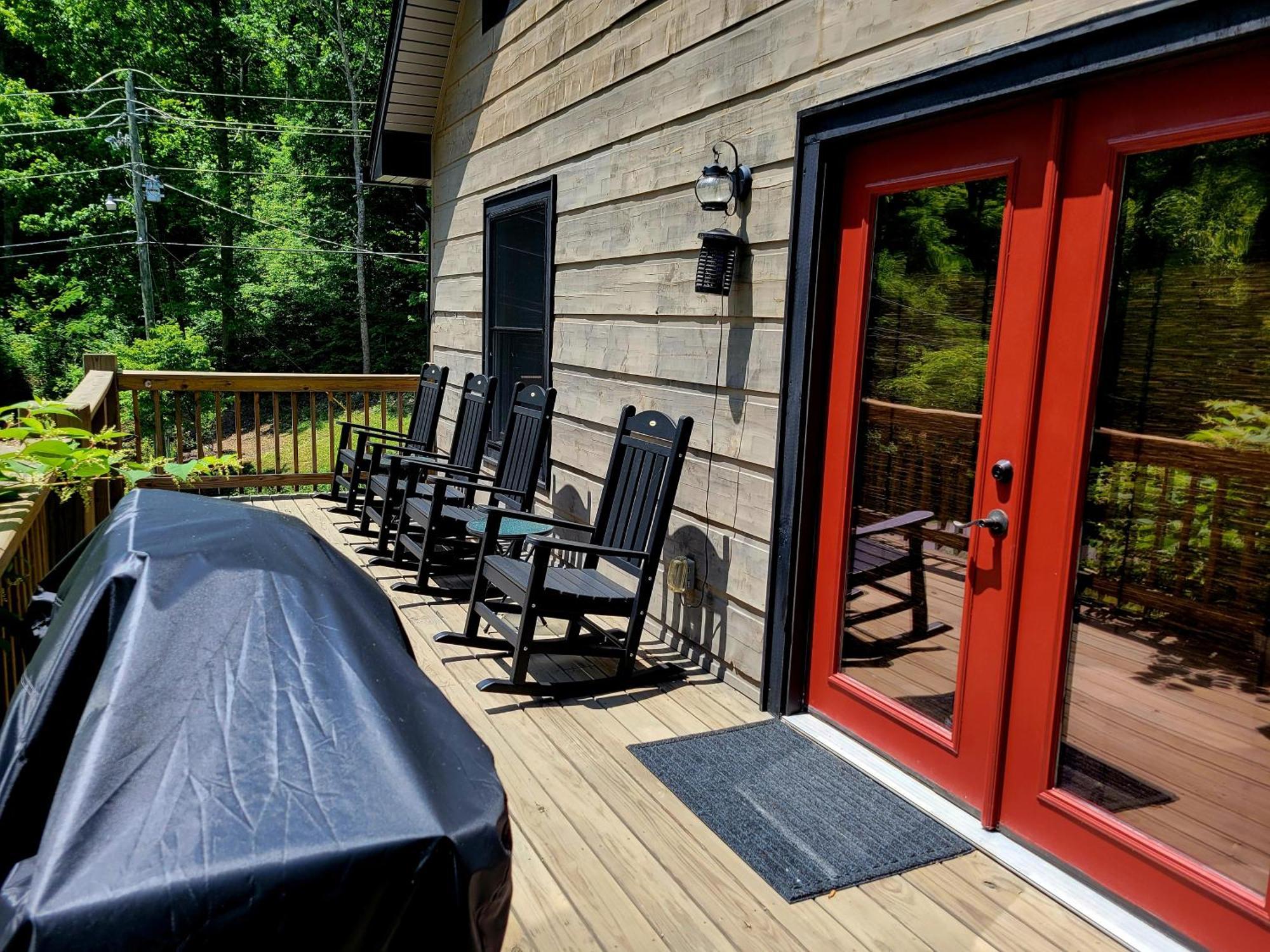 Lil Cabin In The Cove! Mtn Views, Theater, Hot Tub, Games, King Beds, Prime Location! Сев'єрвілл Екстер'єр фото